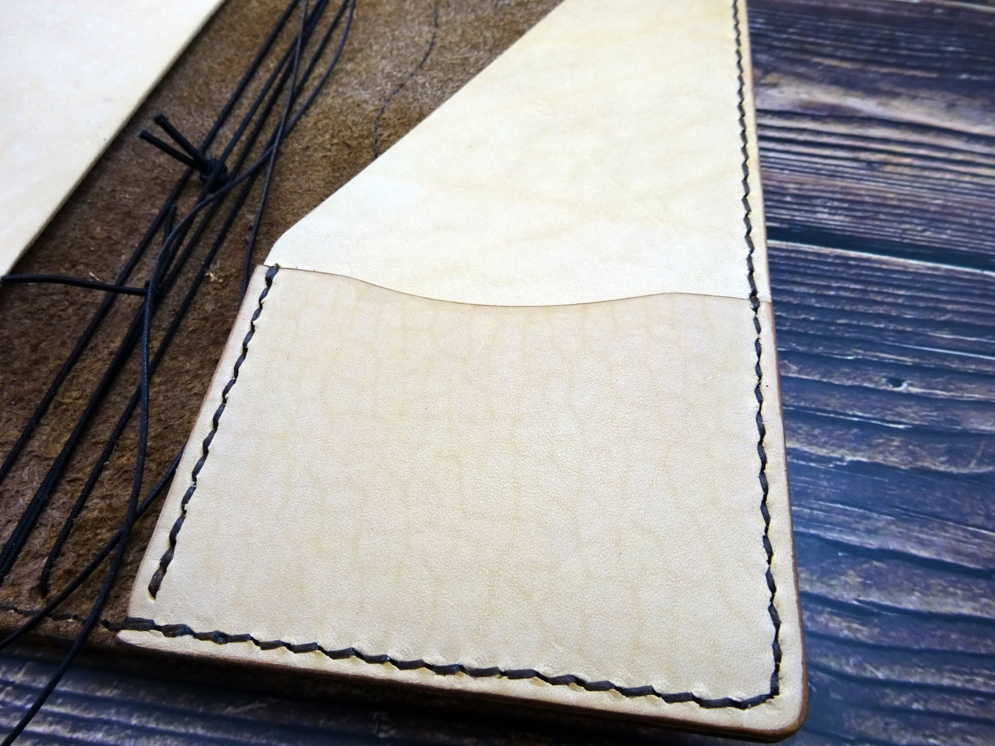 Traveler Casual, Original