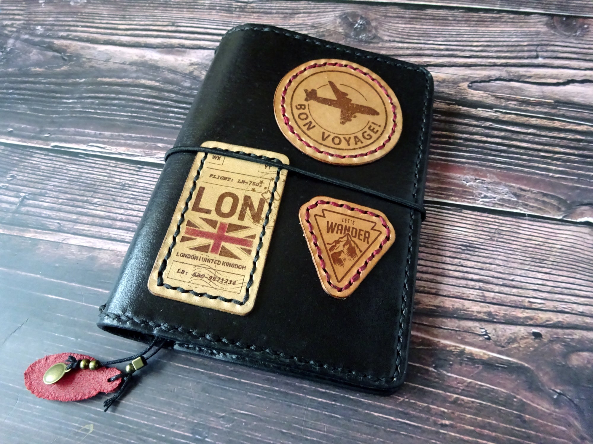 Showcase #39, A6 business, Traveler's Notebook, Falcon Travelers, traveler's notebook, leren notitieboek, leer bewerken, leatherwork