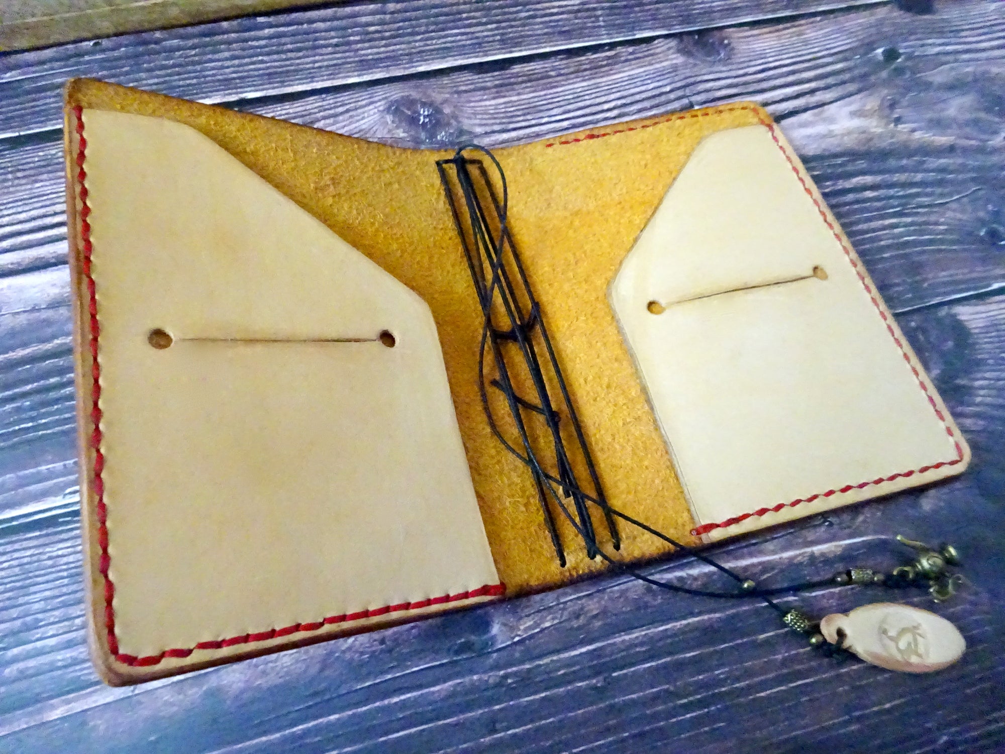 A6 Professional, Showcase #011, Traveler's Notebook, Falcon Travelers, traveler's notebook, leren notitieboek, leer bewerken, leatherwork