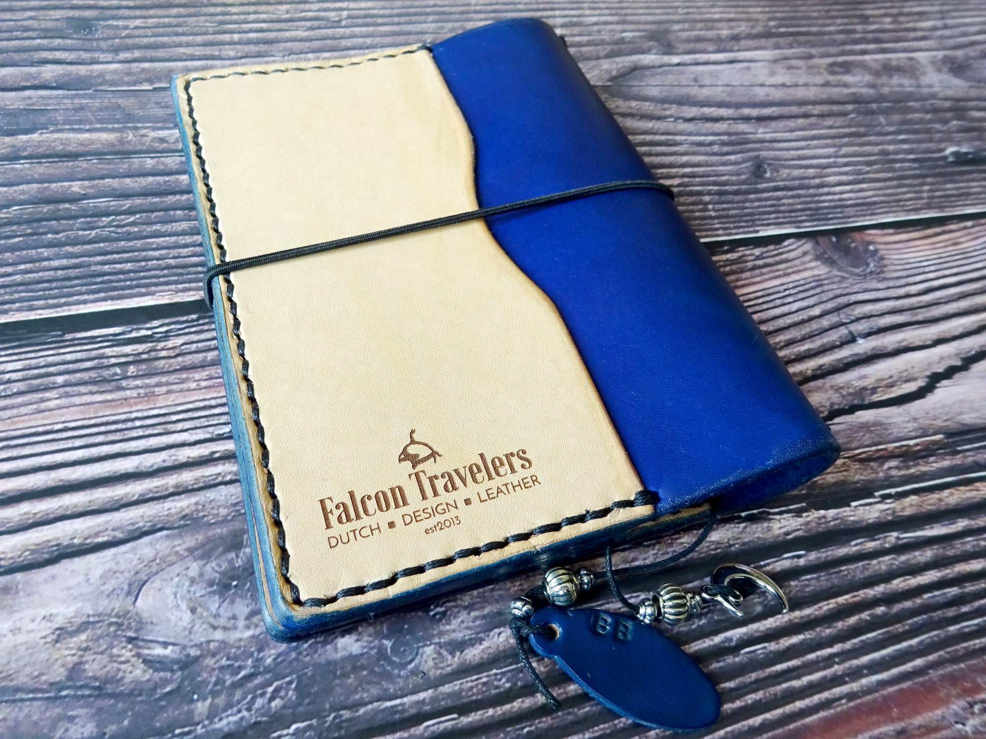 A6 Professional, Showcase #010, Traveler's Notebook, Falcon Travelers, traveler's notebook, leren notitieboek, leer bewerken, leatherwork