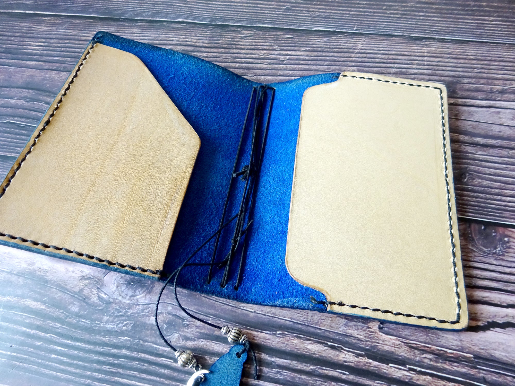 A6 Professional, Showcase #010, Traveler's Notebook, Falcon Travelers, traveler's notebook, leren notitieboek, leer bewerken, leatherwork