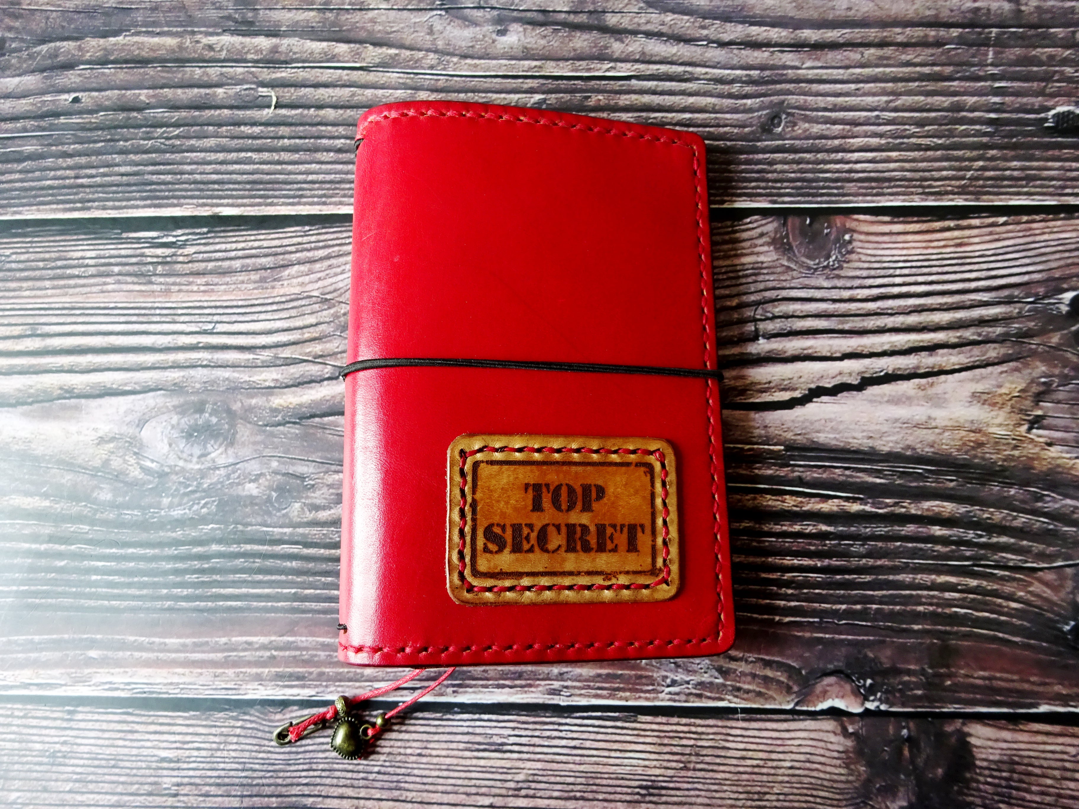 FN Business, Showcase #063, Traveler's Notebook, Falcon Travelers, traveler's notebook, leren notitieboek, leer bewerken, leatherwork