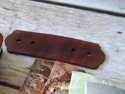 Edge protector - floating pen-loop, Falcon Travelers, Traveler's Notebook Add-on, Lady Falcon, Travelers, Notebook, Traveler's, Journaling, Planner, writing, leather, cover