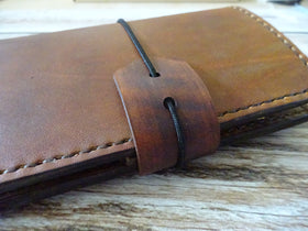 Edge protector - floating pen-loop, Falcon Travelers, Traveler's Notebook Add-on, Lady Falcon, Travelers, Notebook, Traveler's, Journaling, Planner, writing, leather, cover