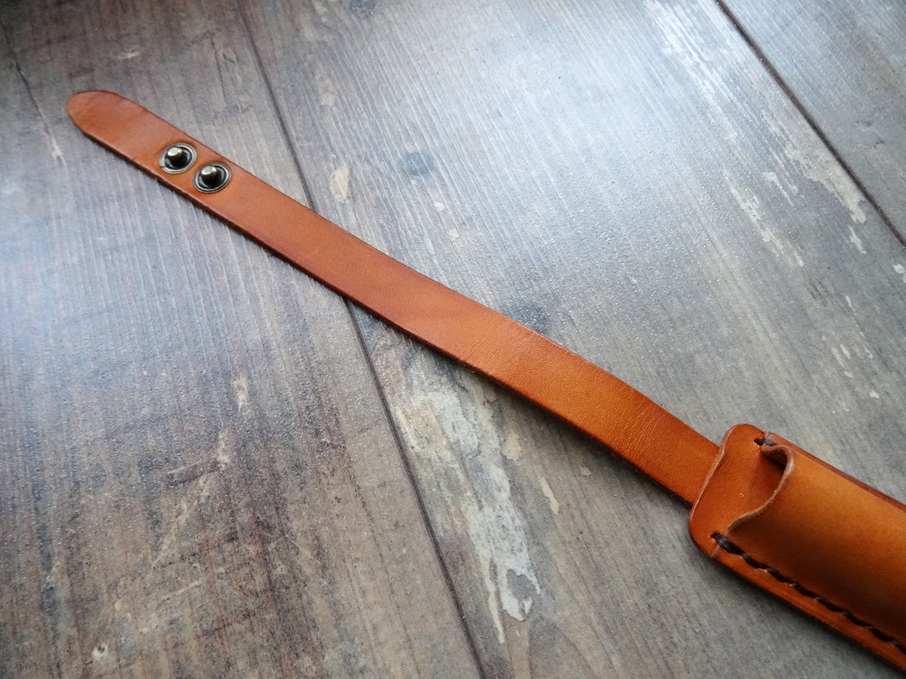 Pen Sleeve with strap, Single Pen - Falcon Travelers