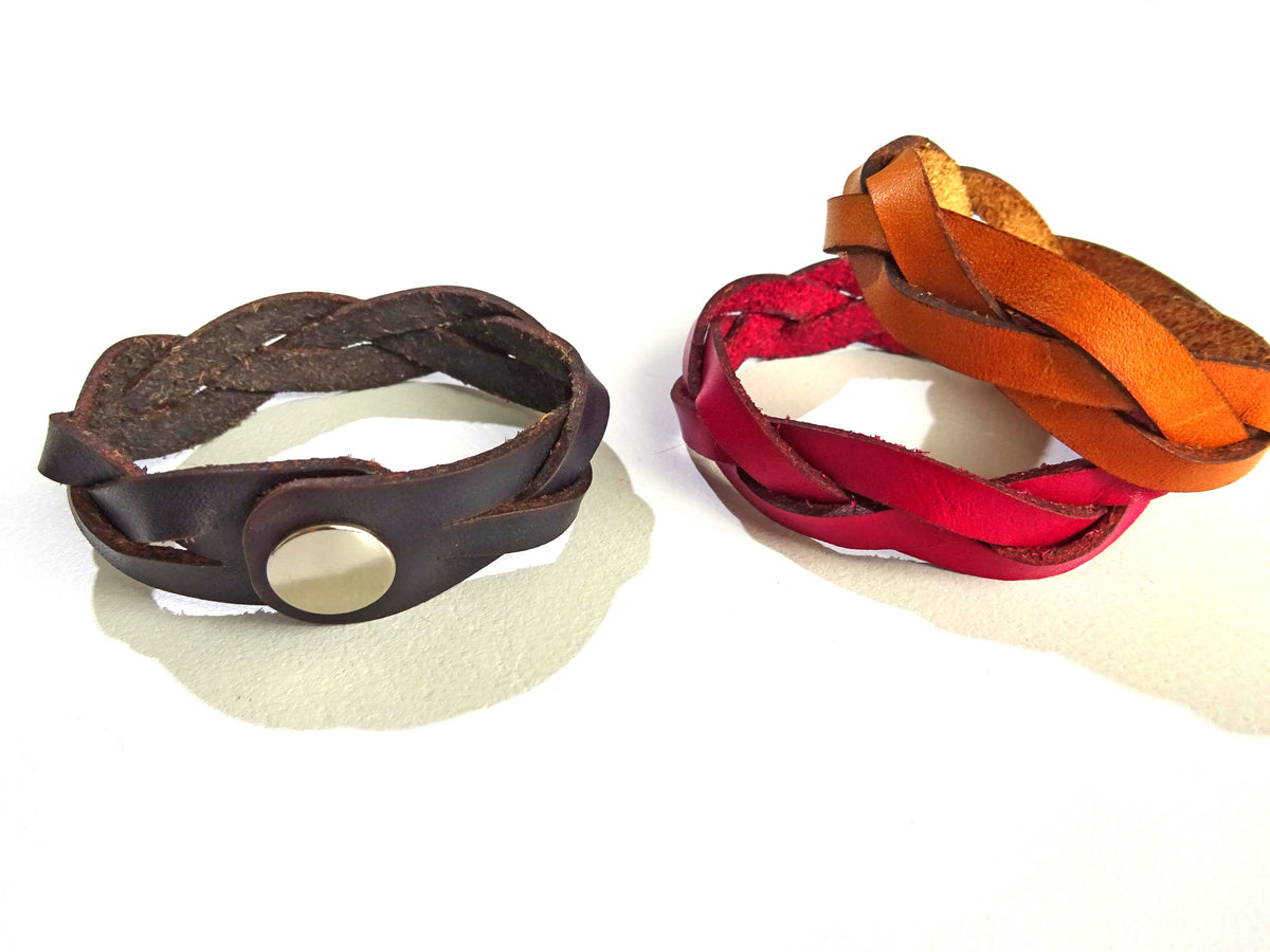 Leather Bracelet, Mystery Braid, Falcon Travelers, Leather Accesories, Lady Falcon, Travelers, Notebook, Traveler's, Journaling, Planner, writing, leather, cover