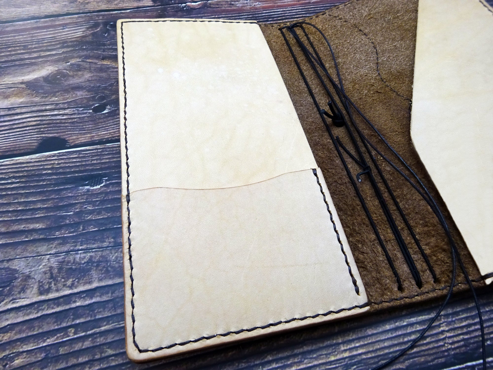 Traveler Casual, Original