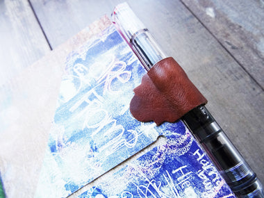 DIY leather Pen-Loops - Falcon Travelers