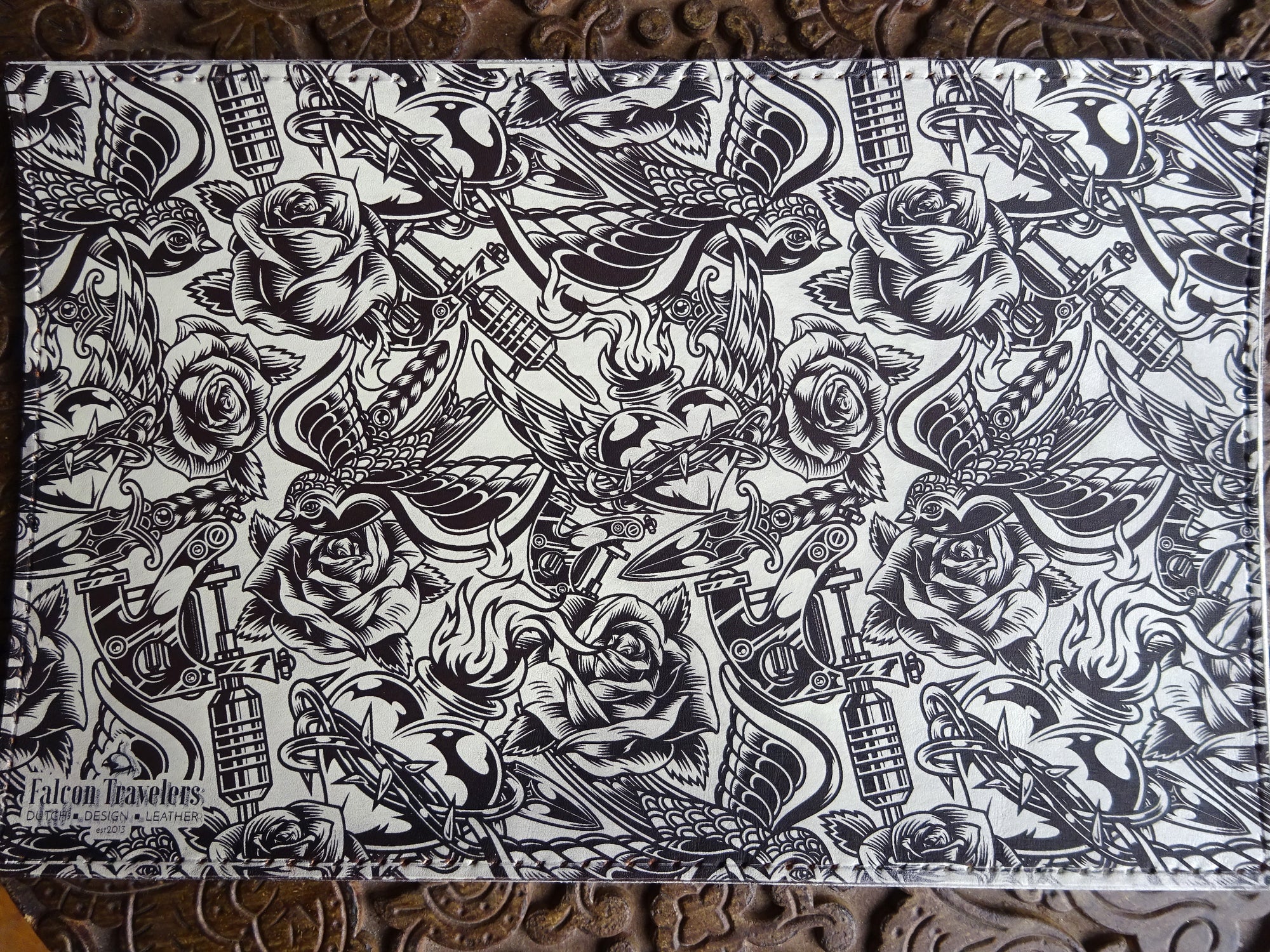 Engraved Tattoo Birds, Solid Background