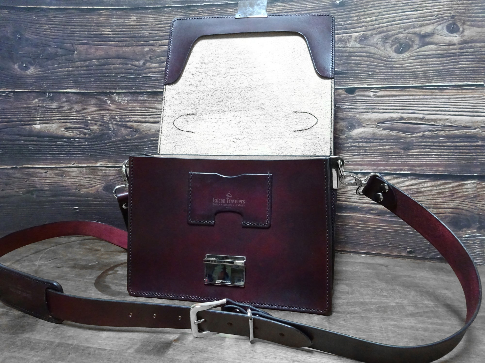 Falcon Satchel, Medium