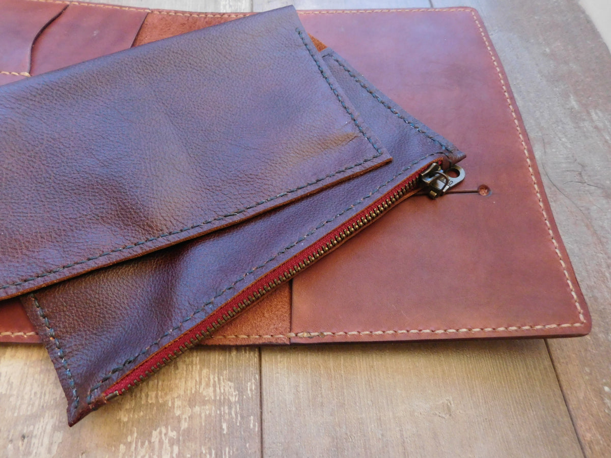 Leather Wallet for Traveler's Notebooks, Zipper Closure - Falcon Travelers