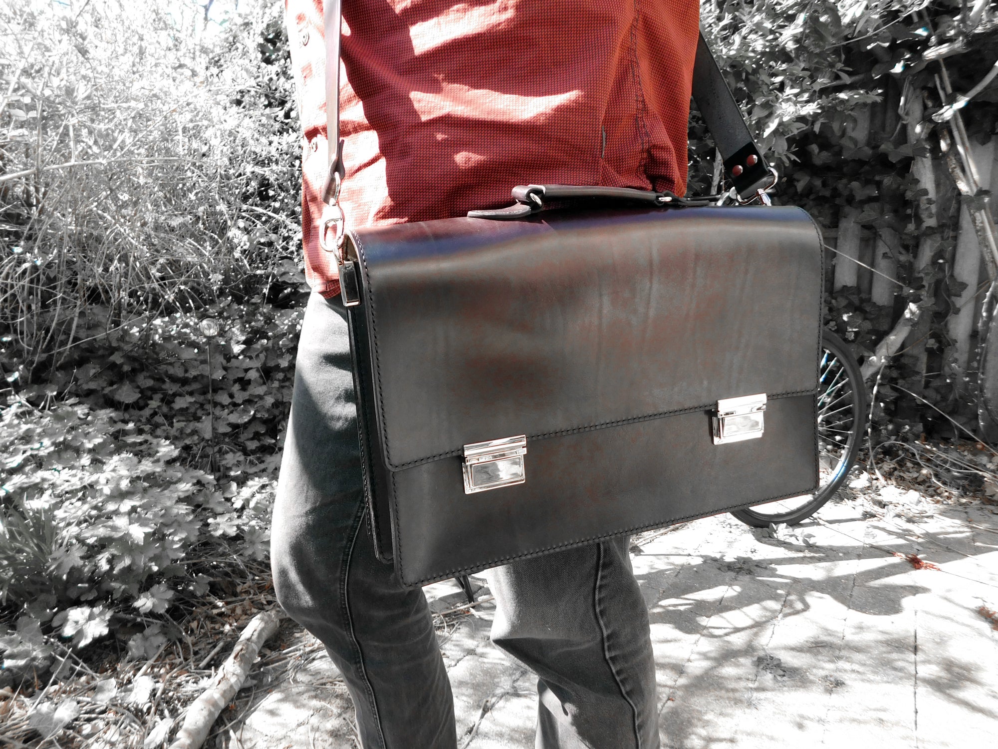 Falcon Satchel, Large